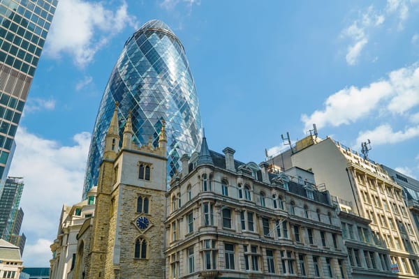 Capital Gains Tax on Shares in 2026/27: How UK Investors Crystallise Gains Without Handing HMRC More Than They Must